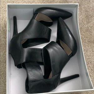 Jessica Simpson - JP Connell - black - heels